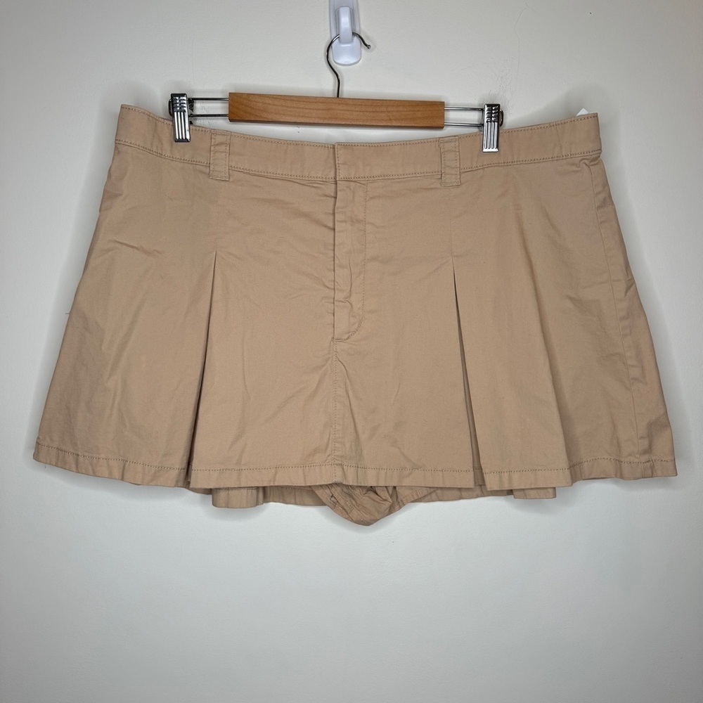 Abercrombie & Fitch Tan Pleated Skort Size XL